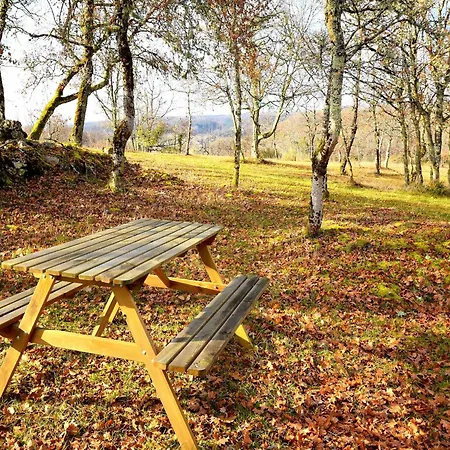 House Near Cahors With Private Natural Retreat, Cleaning Included Casa vacanze