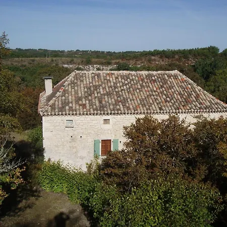 House Near Cahors With Private Natural Retreat, Cleaning Included Hébergement de vacances