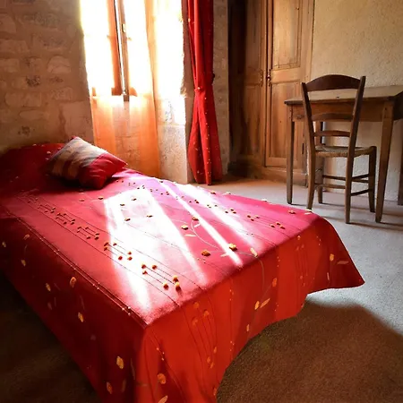 House Near Cahors With Private Natural Retreat, Cleaning Included