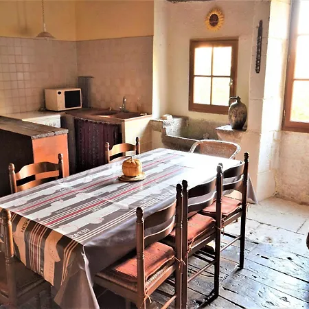 Casa vacanze House Near Cahors With Private Natural Retreat, Cleaning Included Saint-Daunes