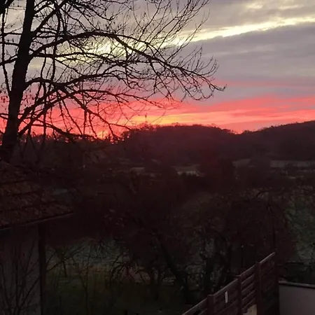 House Near Cahors With Private Natural Retreat, Cleaning Included Casa vacanze *